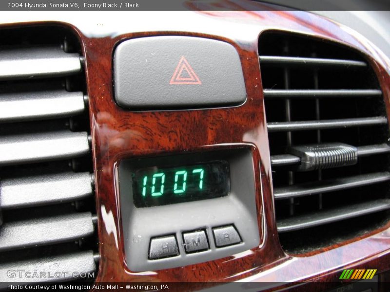 Ebony Black / Black 2004 Hyundai Sonata V6