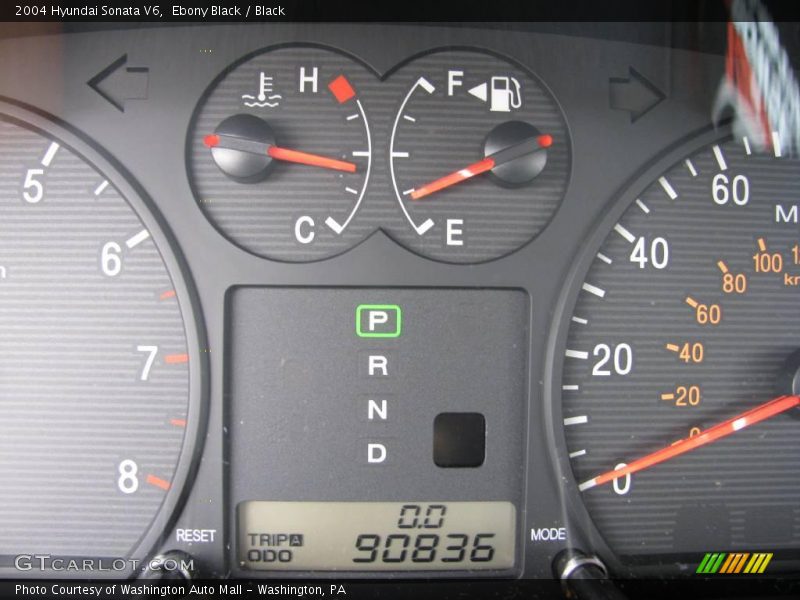 Ebony Black / Black 2004 Hyundai Sonata V6