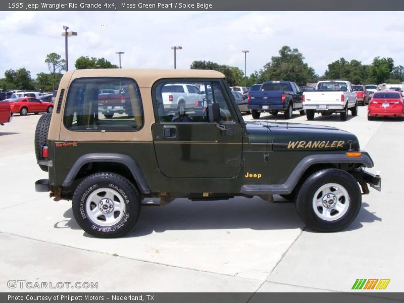Moss Green Pearl / Spice Beige 1995 Jeep Wrangler Rio Grande 4x4