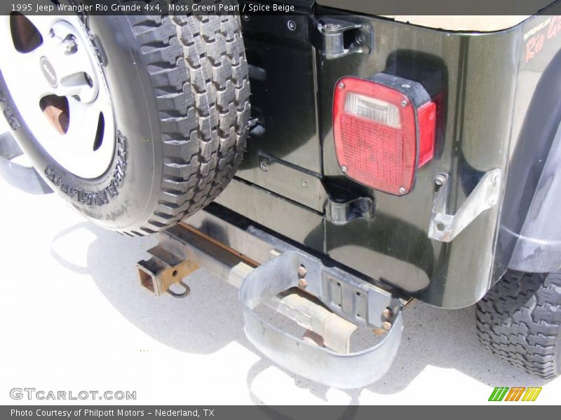 Moss Green Pearl / Spice Beige 1995 Jeep Wrangler Rio Grande 4x4