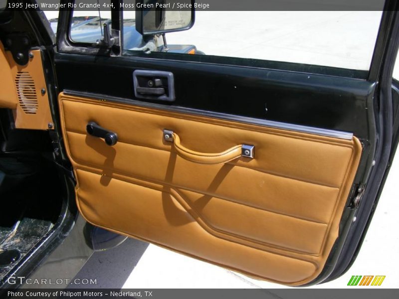 Moss Green Pearl / Spice Beige 1995 Jeep Wrangler Rio Grande 4x4