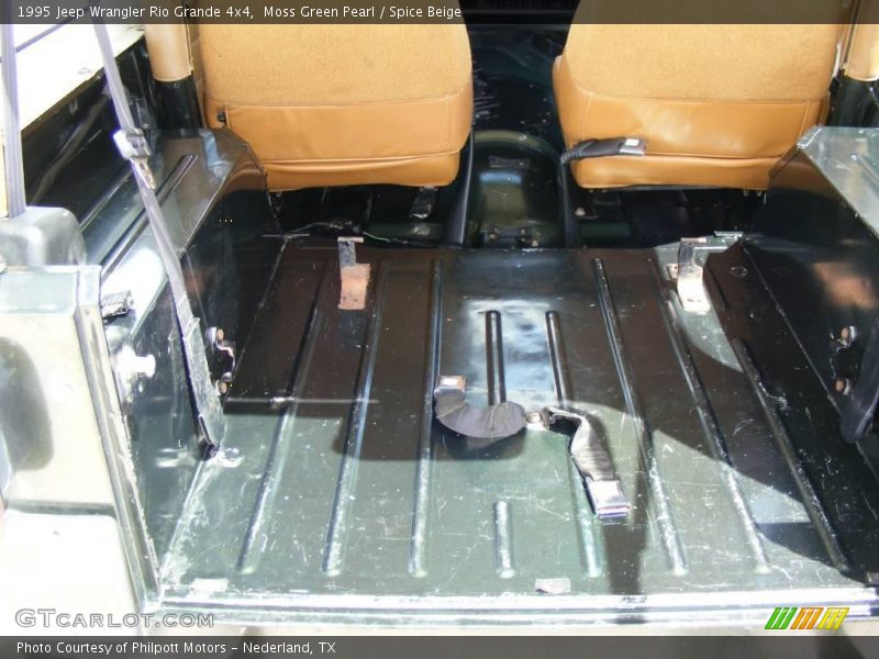 Moss Green Pearl / Spice Beige 1995 Jeep Wrangler Rio Grande 4x4