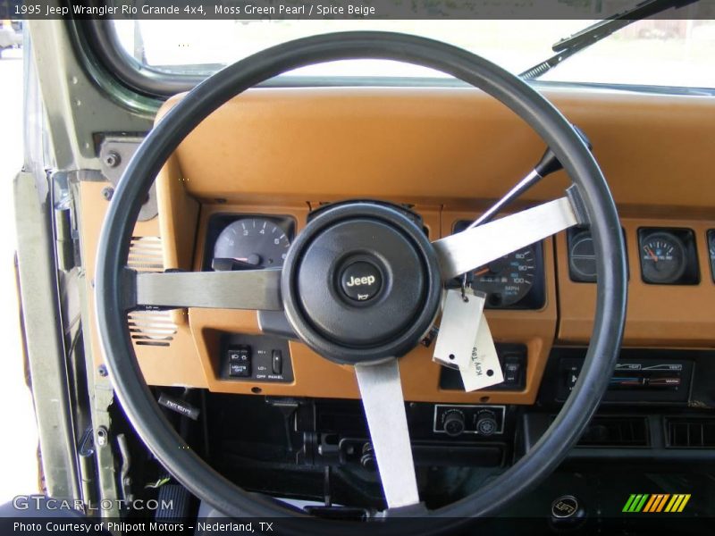 Moss Green Pearl / Spice Beige 1995 Jeep Wrangler Rio Grande 4x4