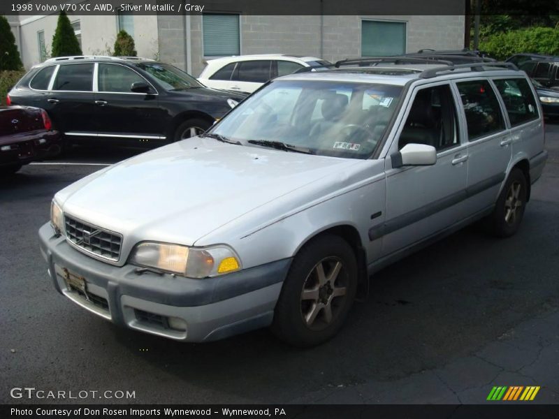 Silver Metallic / Gray 1998 Volvo V70 XC AWD