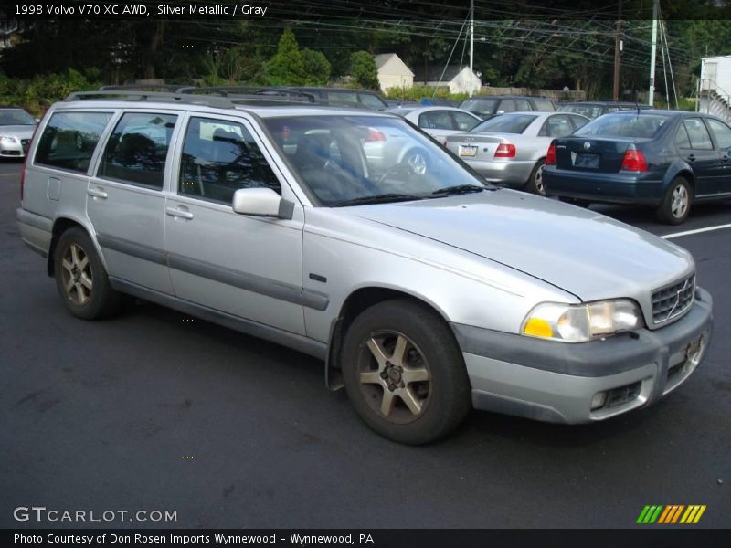 Silver Metallic / Gray 1998 Volvo V70 XC AWD