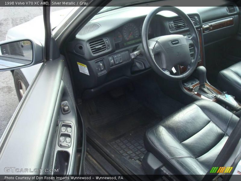 Silver Metallic / Gray 1998 Volvo V70 XC AWD