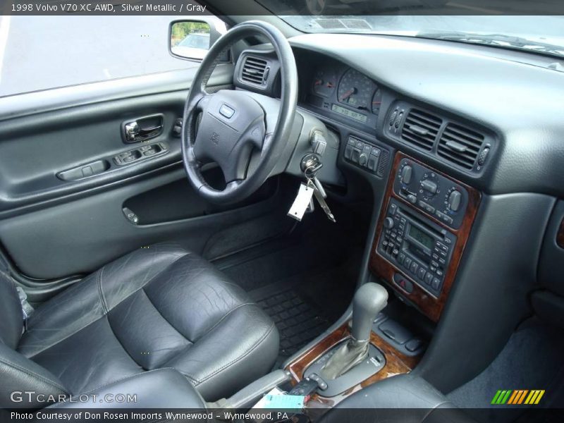 Silver Metallic / Gray 1998 Volvo V70 XC AWD