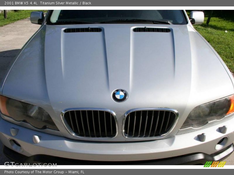 Titanium Silver Metallic / Black 2001 BMW X5 4.4i
