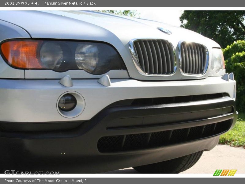Titanium Silver Metallic / Black 2001 BMW X5 4.4i