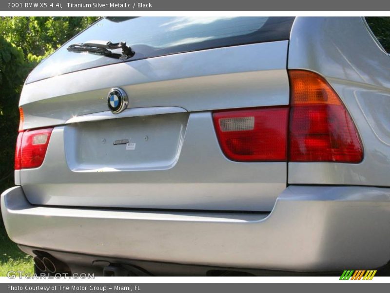 Titanium Silver Metallic / Black 2001 BMW X5 4.4i