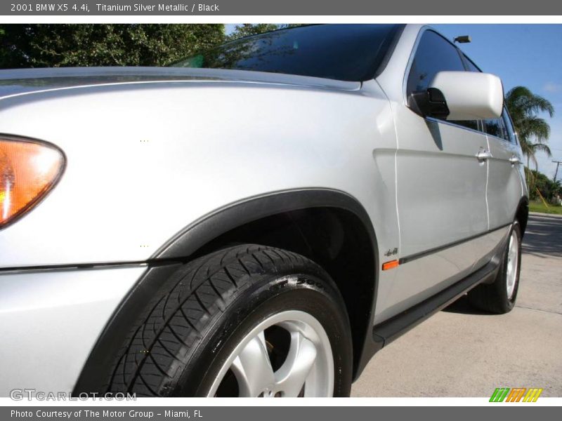 Titanium Silver Metallic / Black 2001 BMW X5 4.4i