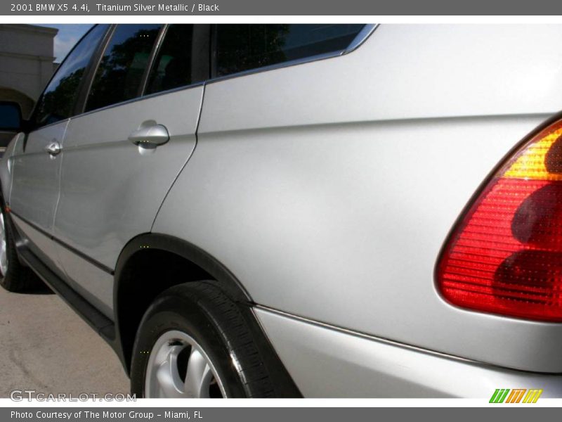 Titanium Silver Metallic / Black 2001 BMW X5 4.4i