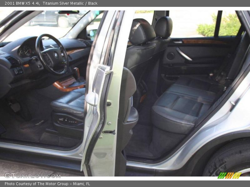 Titanium Silver Metallic / Black 2001 BMW X5 4.4i