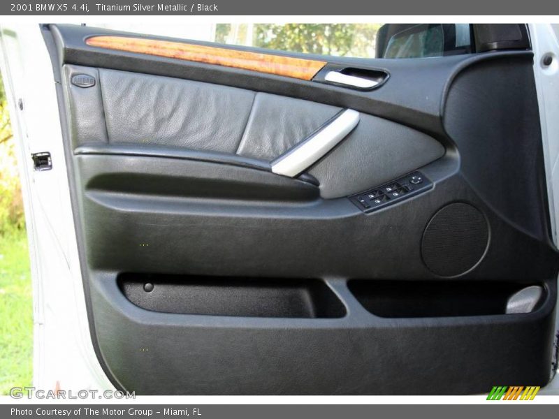Titanium Silver Metallic / Black 2001 BMW X5 4.4i