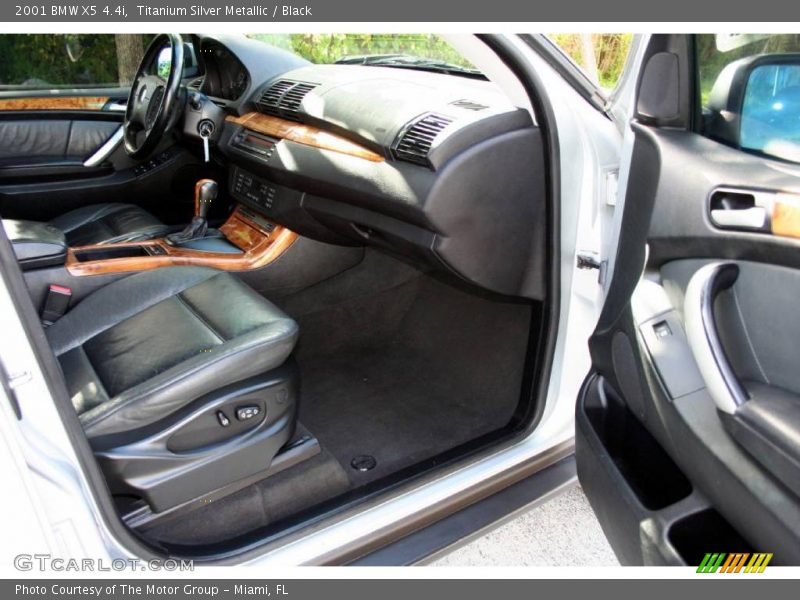 Titanium Silver Metallic / Black 2001 BMW X5 4.4i