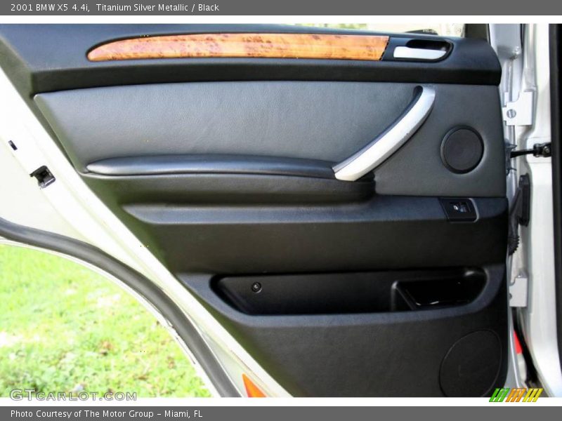 Titanium Silver Metallic / Black 2001 BMW X5 4.4i
