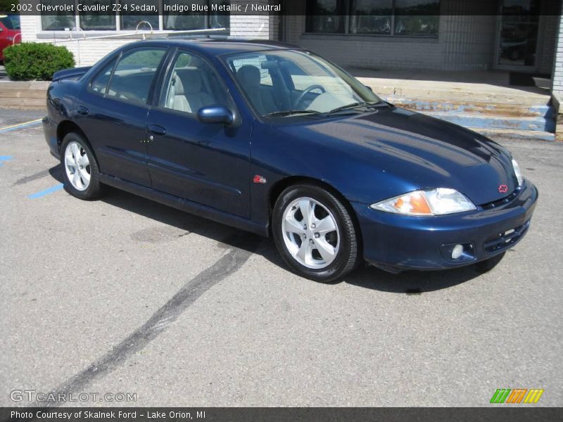 Front 3/4 View of 2002 Cavalier Z24 Sedan