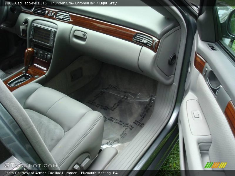 Thunder Gray ChromaFlair / Light Gray 2003 Cadillac Seville STS