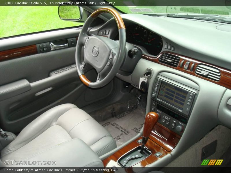 Thunder Gray ChromaFlair / Light Gray 2003 Cadillac Seville STS