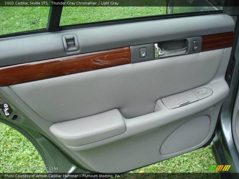 Thunder Gray ChromaFlair / Light Gray 2003 Cadillac Seville STS