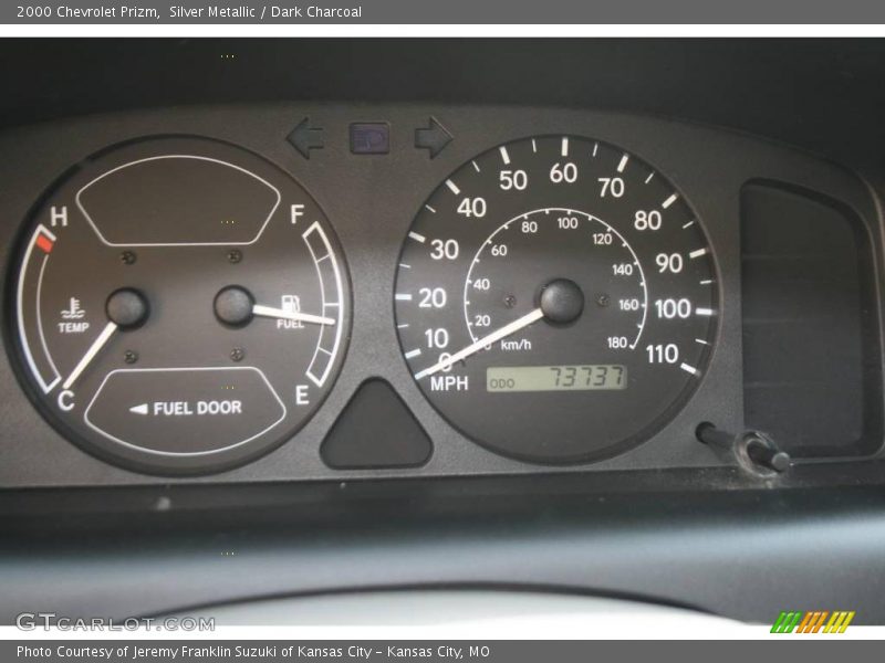Silver Metallic / Dark Charcoal 2000 Chevrolet Prizm