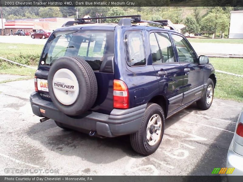 Dark Blue Metallic / Medium Gray 2001 Chevrolet Tracker Hardtop 4WD