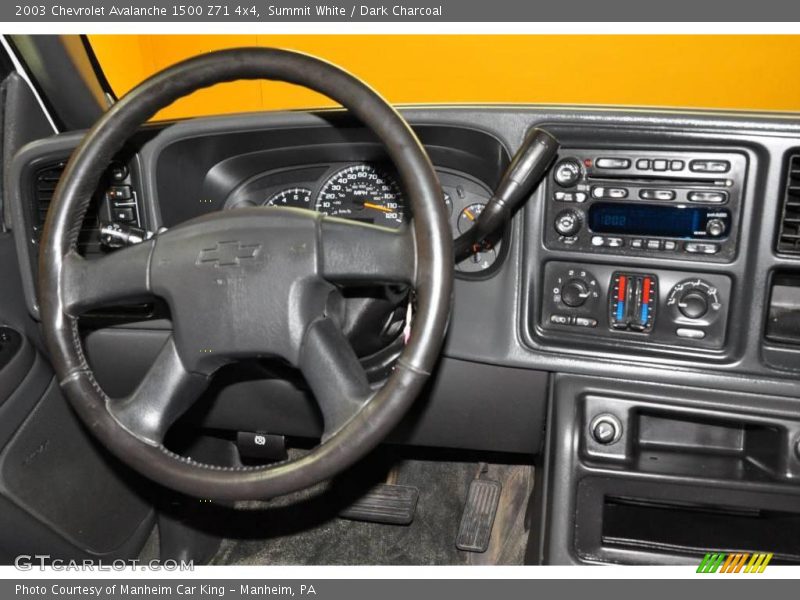Summit White / Dark Charcoal 2003 Chevrolet Avalanche 1500 Z71 4x4