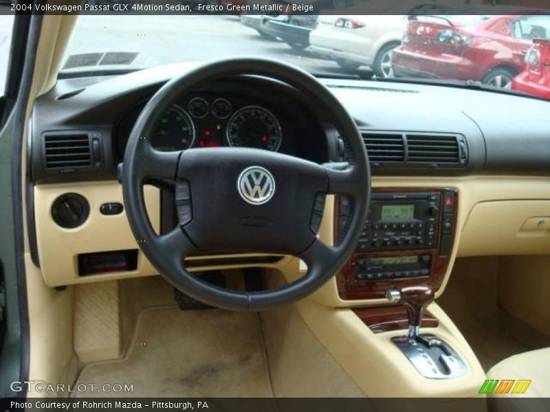 Fresco Green Metallic / Beige 2004 Volkswagen Passat GLX 4Motion Sedan