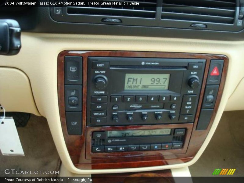 Fresco Green Metallic / Beige 2004 Volkswagen Passat GLX 4Motion Sedan