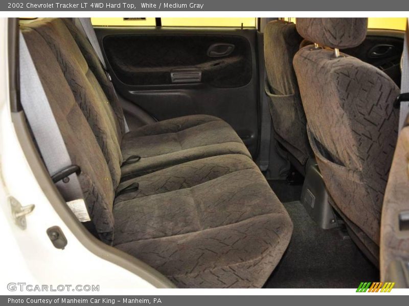 White / Medium Gray 2002 Chevrolet Tracker LT 4WD Hard Top