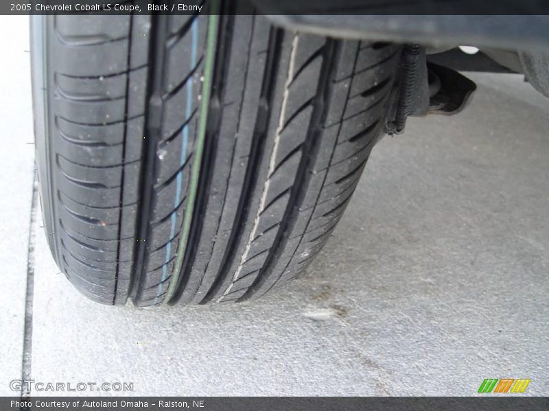 Black / Ebony 2005 Chevrolet Cobalt LS Coupe