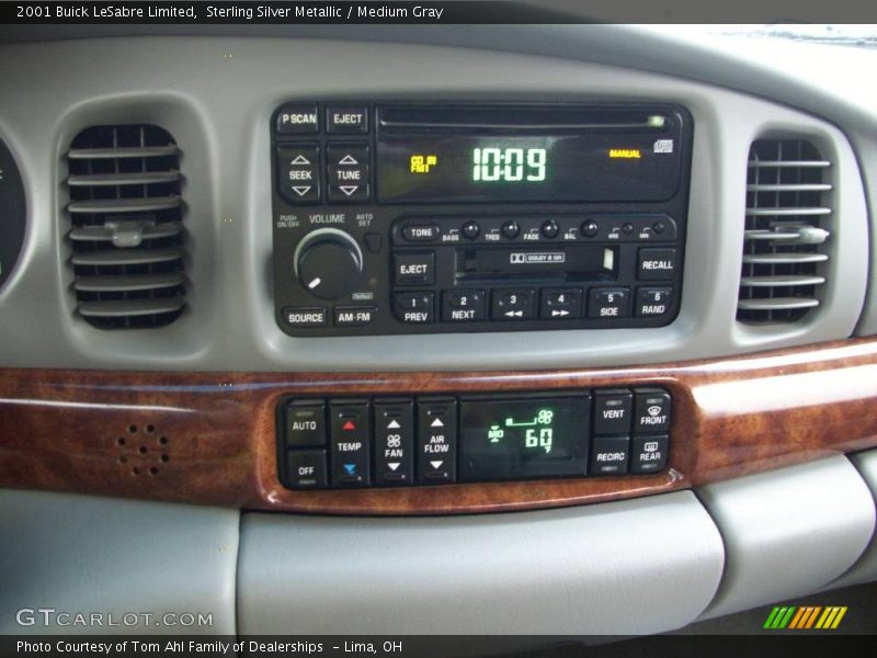 Sterling Silver Metallic / Medium Gray 2001 Buick LeSabre Limited