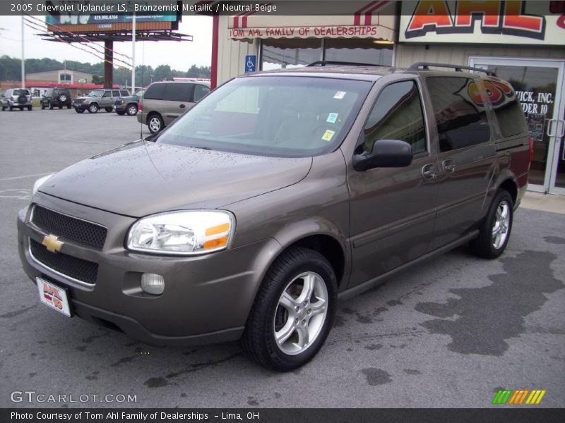 Bronzemist Metallic / Neutral Beige 2005 Chevrolet Uplander LS