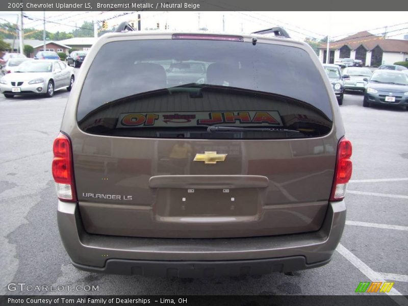 Bronzemist Metallic / Neutral Beige 2005 Chevrolet Uplander LS