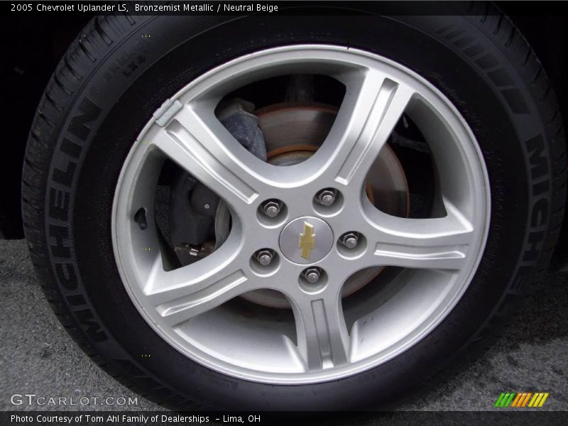 Bronzemist Metallic / Neutral Beige 2005 Chevrolet Uplander LS