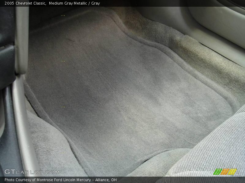 Medium Gray Metallic / Gray 2005 Chevrolet Classic