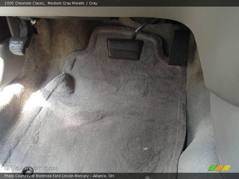 Medium Gray Metallic / Gray 2005 Chevrolet Classic