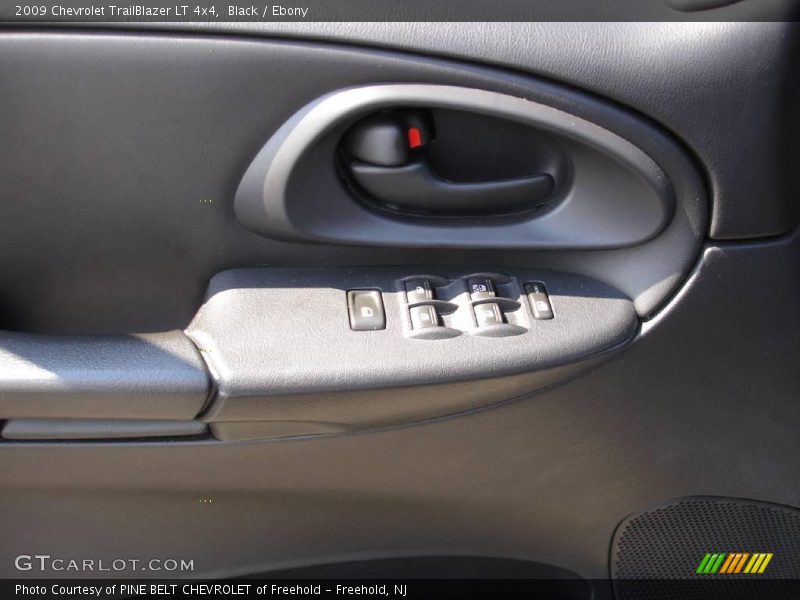 Black / Ebony 2009 Chevrolet TrailBlazer LT 4x4