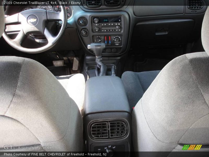 Black / Ebony 2009 Chevrolet TrailBlazer LT 4x4