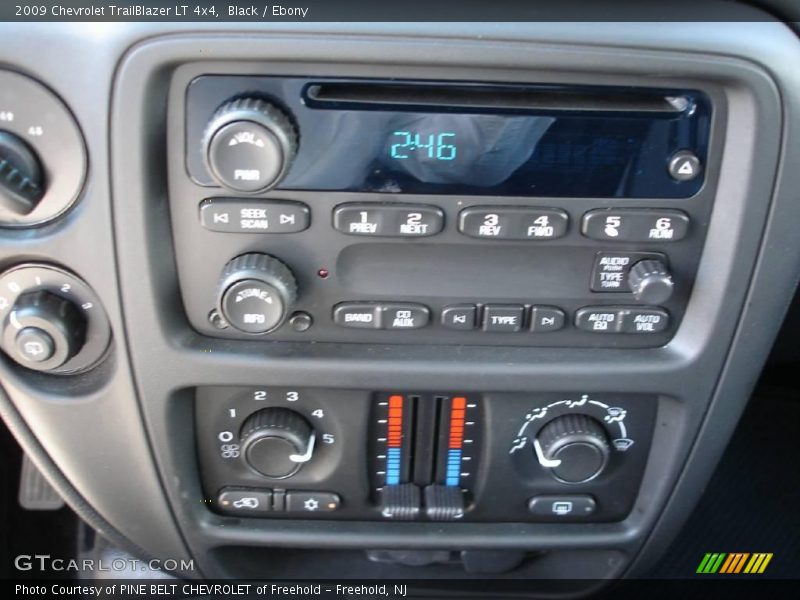 Black / Ebony 2009 Chevrolet TrailBlazer LT 4x4