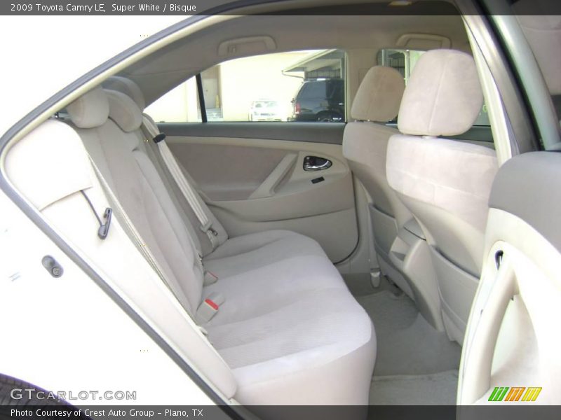 Super White / Bisque 2009 Toyota Camry LE