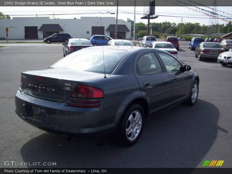 Steel Blue Pearl / Dark Slate Gray 2002 Dodge Stratus SE Sedan