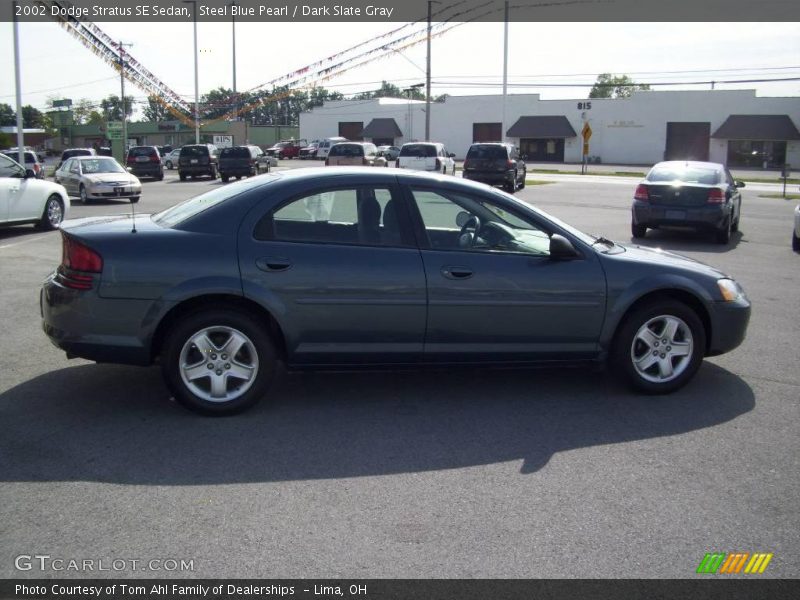 Steel Blue Pearl / Dark Slate Gray 2002 Dodge Stratus SE Sedan