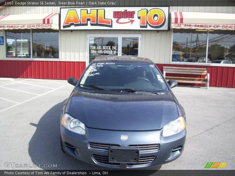 Steel Blue Pearl / Dark Slate Gray 2002 Dodge Stratus SE Sedan