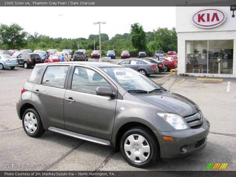 Phantom Gray Pearl / Dark Charcoal 2005 Scion xA