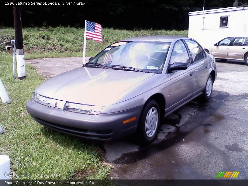 Silver / Gray 1996 Saturn S Series SL Sedan