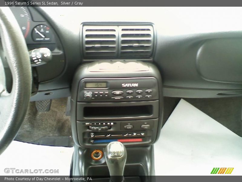 Silver / Gray 1996 Saturn S Series SL Sedan