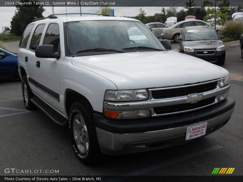 Summit White / Gray/Dark Charcoal 2004 Chevrolet Tahoe LS