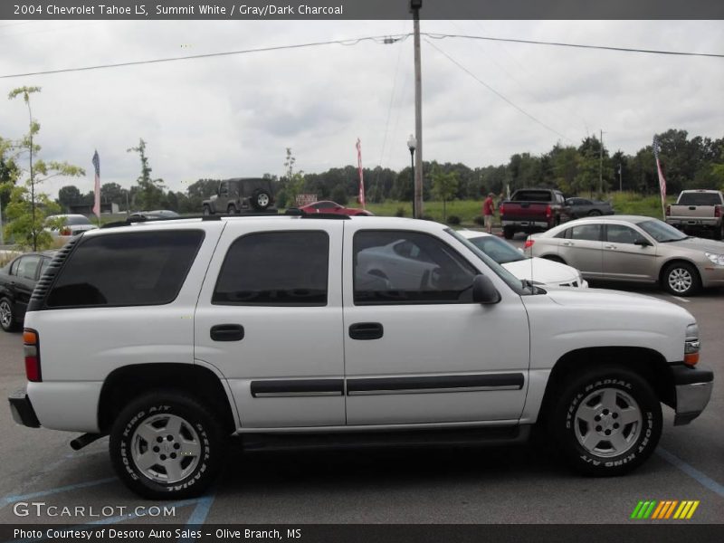 Summit White / Gray/Dark Charcoal 2004 Chevrolet Tahoe LS