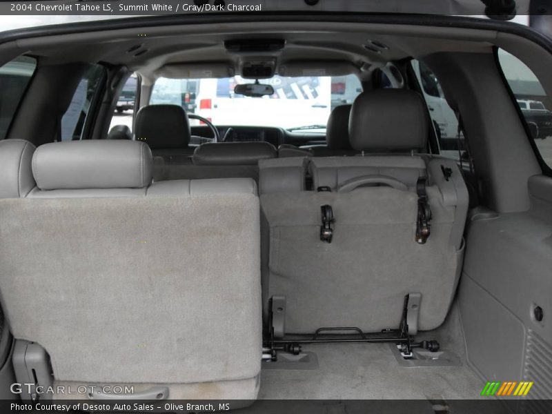 Summit White / Gray/Dark Charcoal 2004 Chevrolet Tahoe LS
